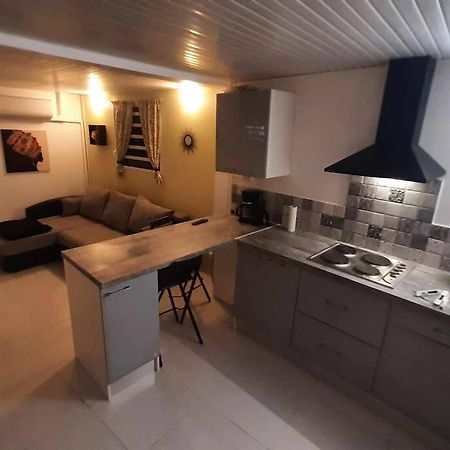 Sunshine Appartement 1 Chambre Fort-de-France Buitenkant foto