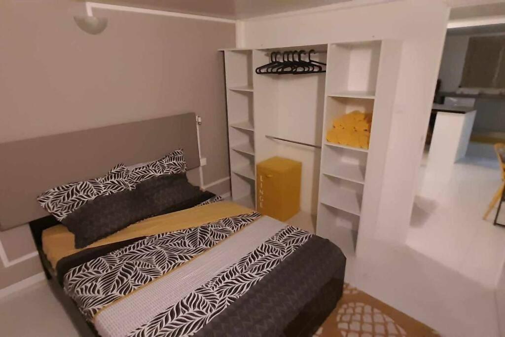 Sunshine Appartement 1 Chambre Fort-de-France Buitenkant foto